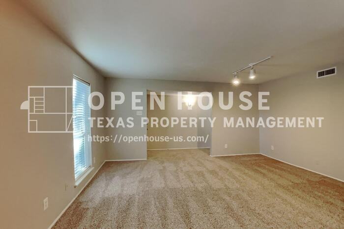 1209 Harvest Glen Dr - Photo 6 of 21