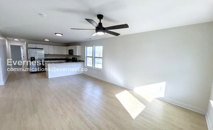 879 Wheeler Ave - Photo 4 of 18