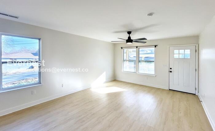 879 Wheeler Ave - Photo 5 of 18