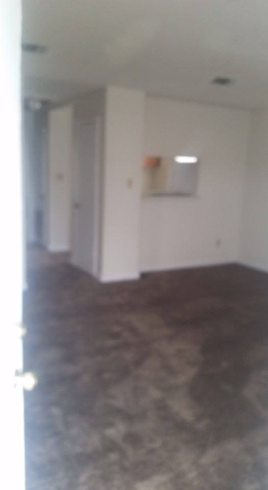 112 Oak Ridge Ave Apt D #1 - Photo 4 of 8