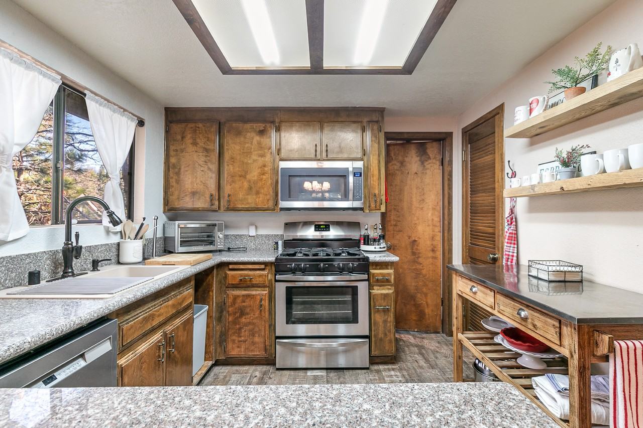 729 Rhine Rd #NA - Photo 7 of 21