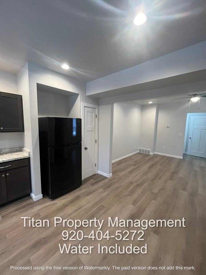 114 Washington St #2 - Photo 3 of 12