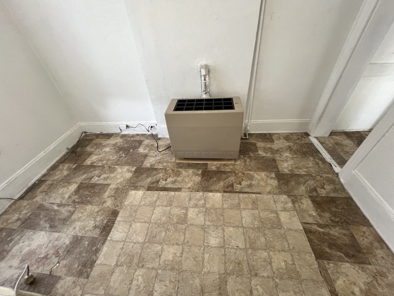 347 S 100 E #347S - Photo 6 of 17