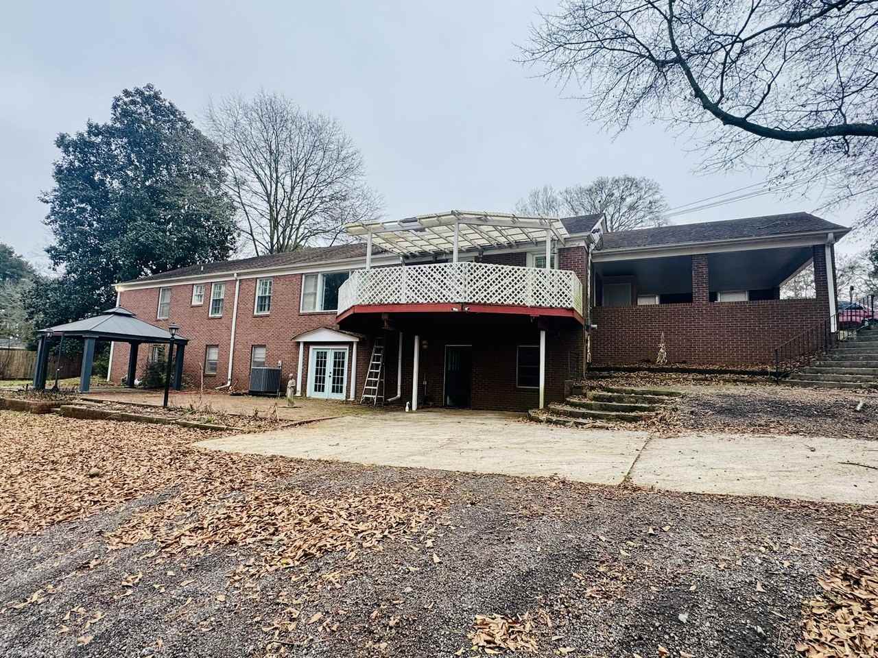 110 Pine St #1 - Photo 2 of 30