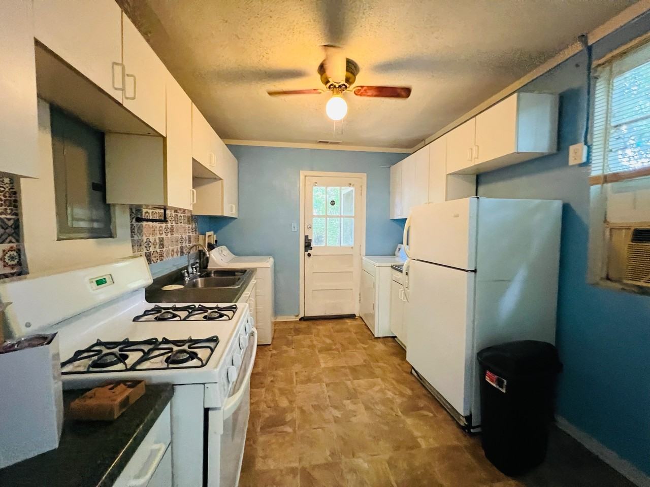 459 Ethel St Nw #1 - Photo 7 of 22