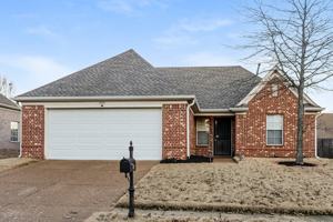 featured image of 1480 Pemberton Ln