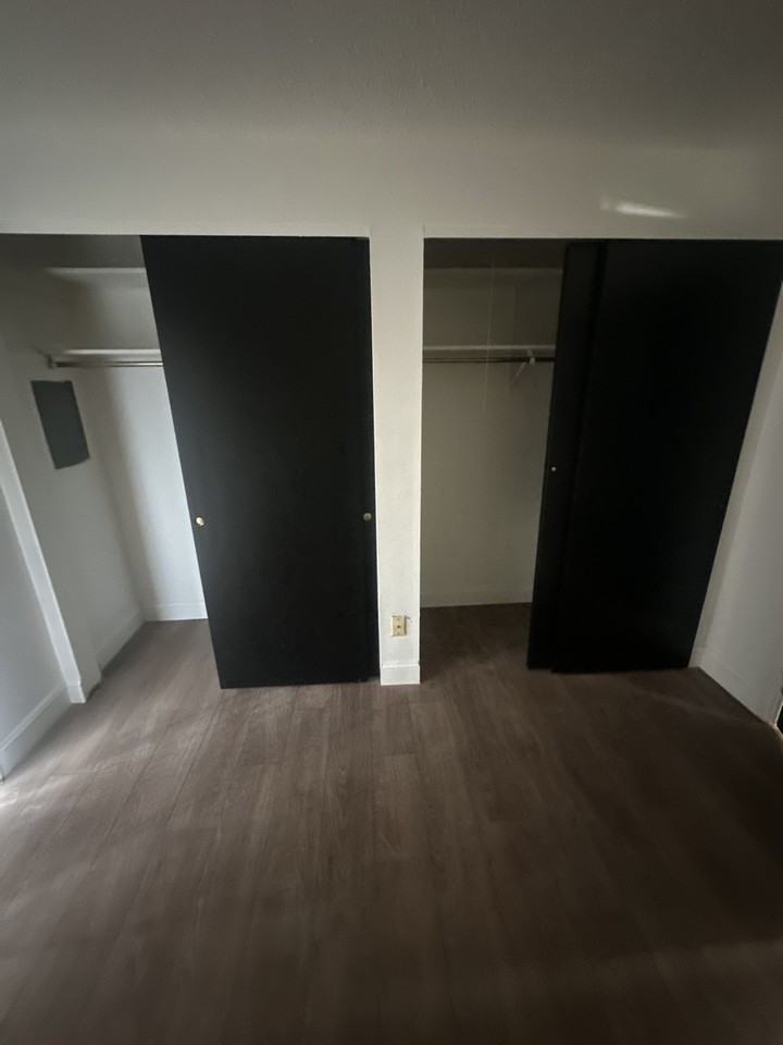 5271 Easkwick Dr. - 5325 #5325 - Photo 2 of 8