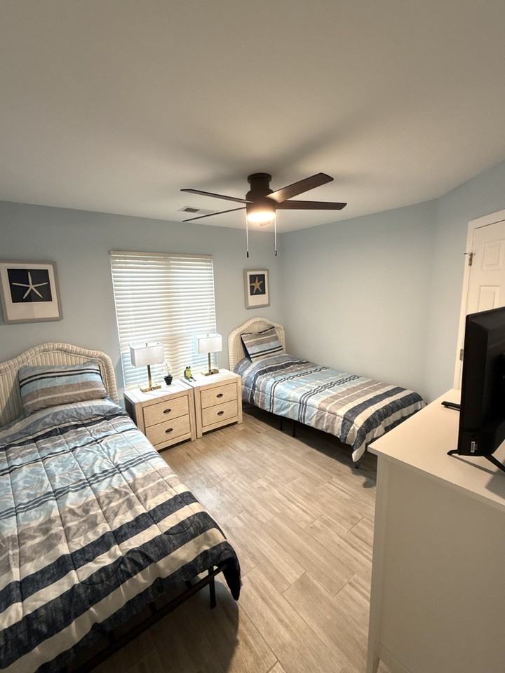 Vineyard Point Ln #18713 - Photo 6 of 18