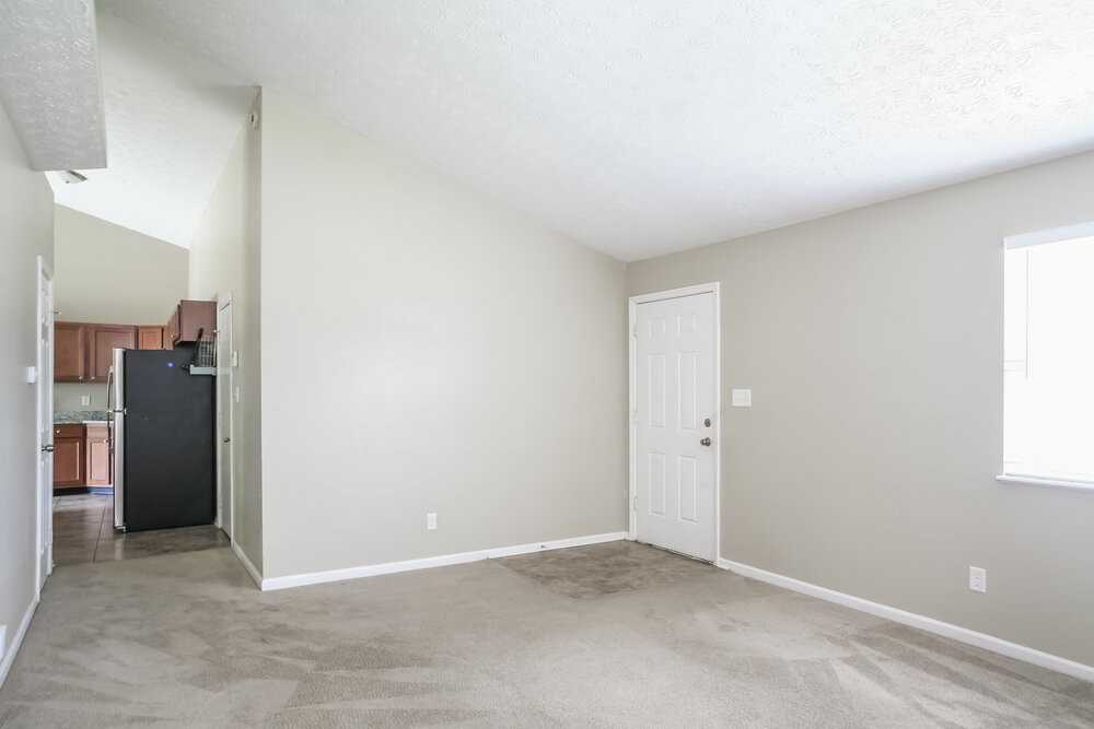 3903 Bonn Dr - Photo 4 of 25