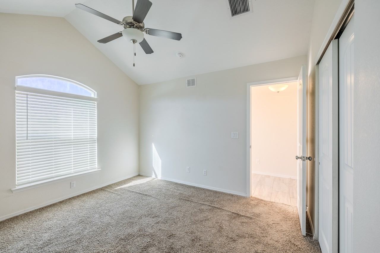 1040 Indigo Sky St #1 - Photo 7 of 50