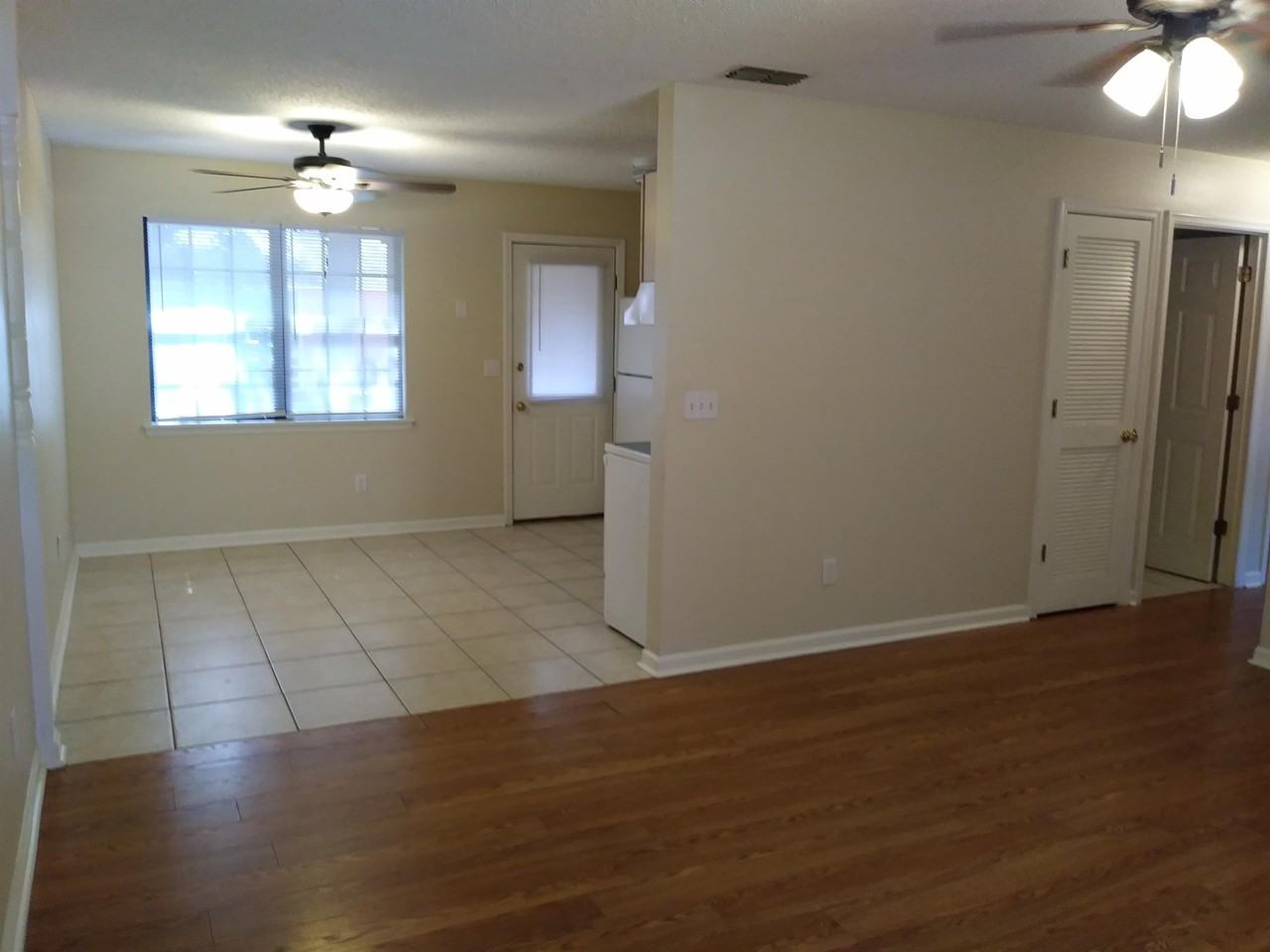 1602A Carolwood Ct #1 - Photo 7 of 27