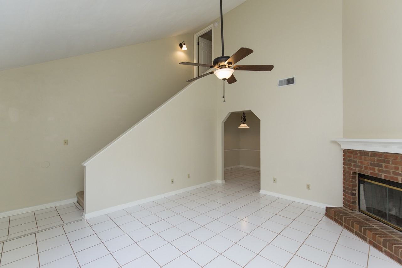 106 S Whetherbine Way #1 - Photo 4 of 27