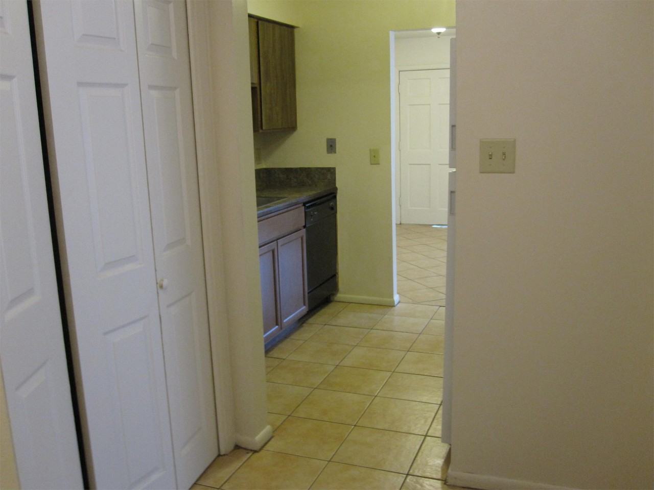 104 Stanford Dr #C - Photo 7 of 10