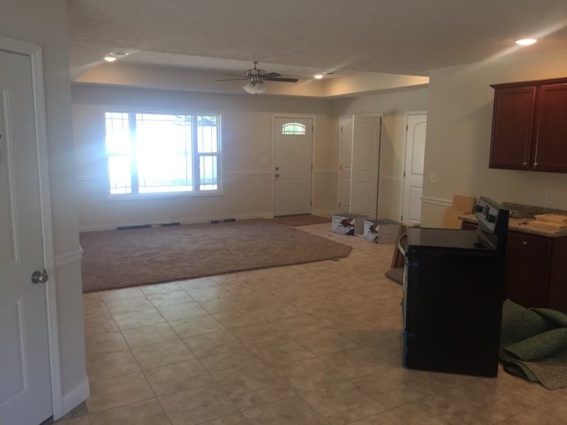 501 Center St #1 - Photo 4 of 9