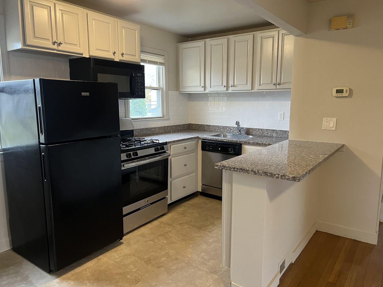 77 Crowther Ave #40-77 - Photo 5 of 31