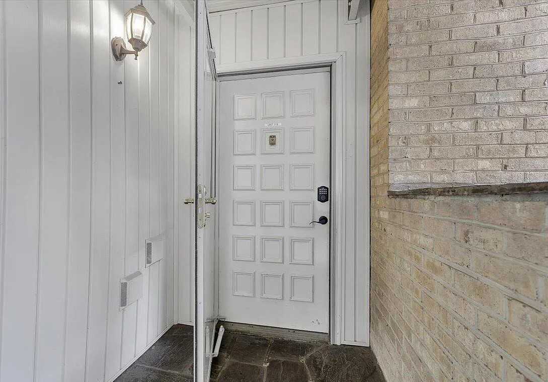 5260 Crossbow Cir #11B - Photo 5 of 23