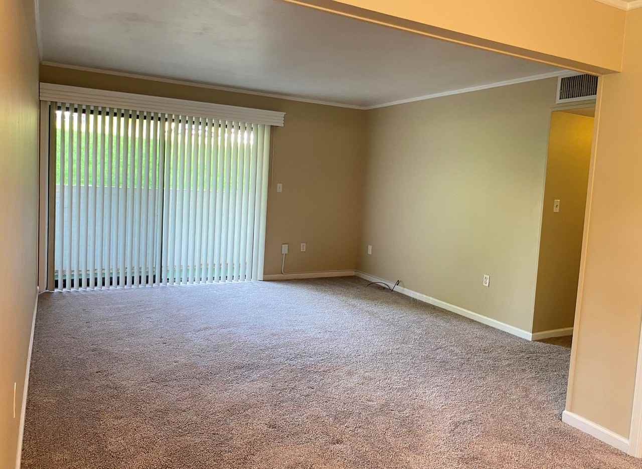 5260 Crossbow Cir #11B - Photo 7 of 23