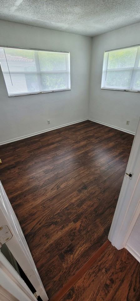 3760 Riverside Dr #1 - Photo 5 of 8