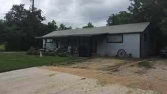 405-A N Burleson St #1 - Photo 1 of 1