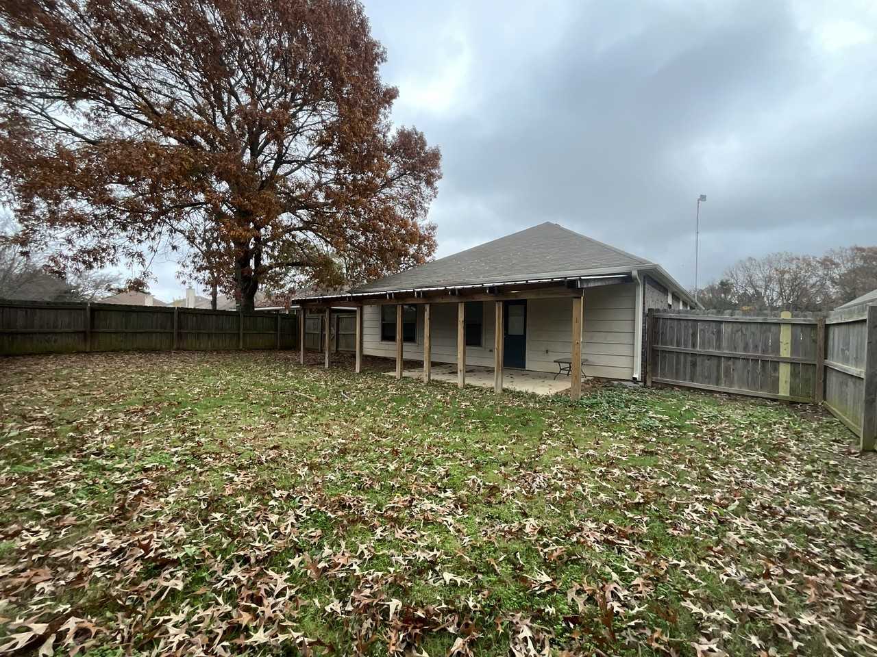 342 River Oaks Ln #1 - Photo 3 of 14