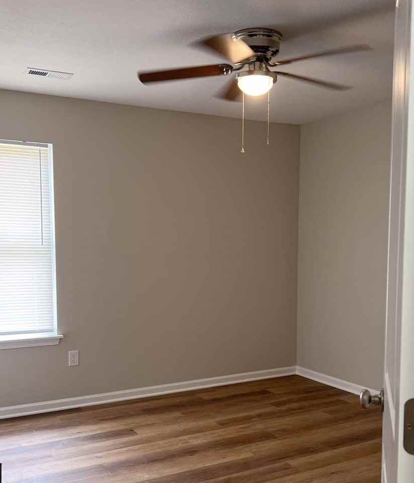 139 Sw 145th Rd #B - Photo 5 of 11