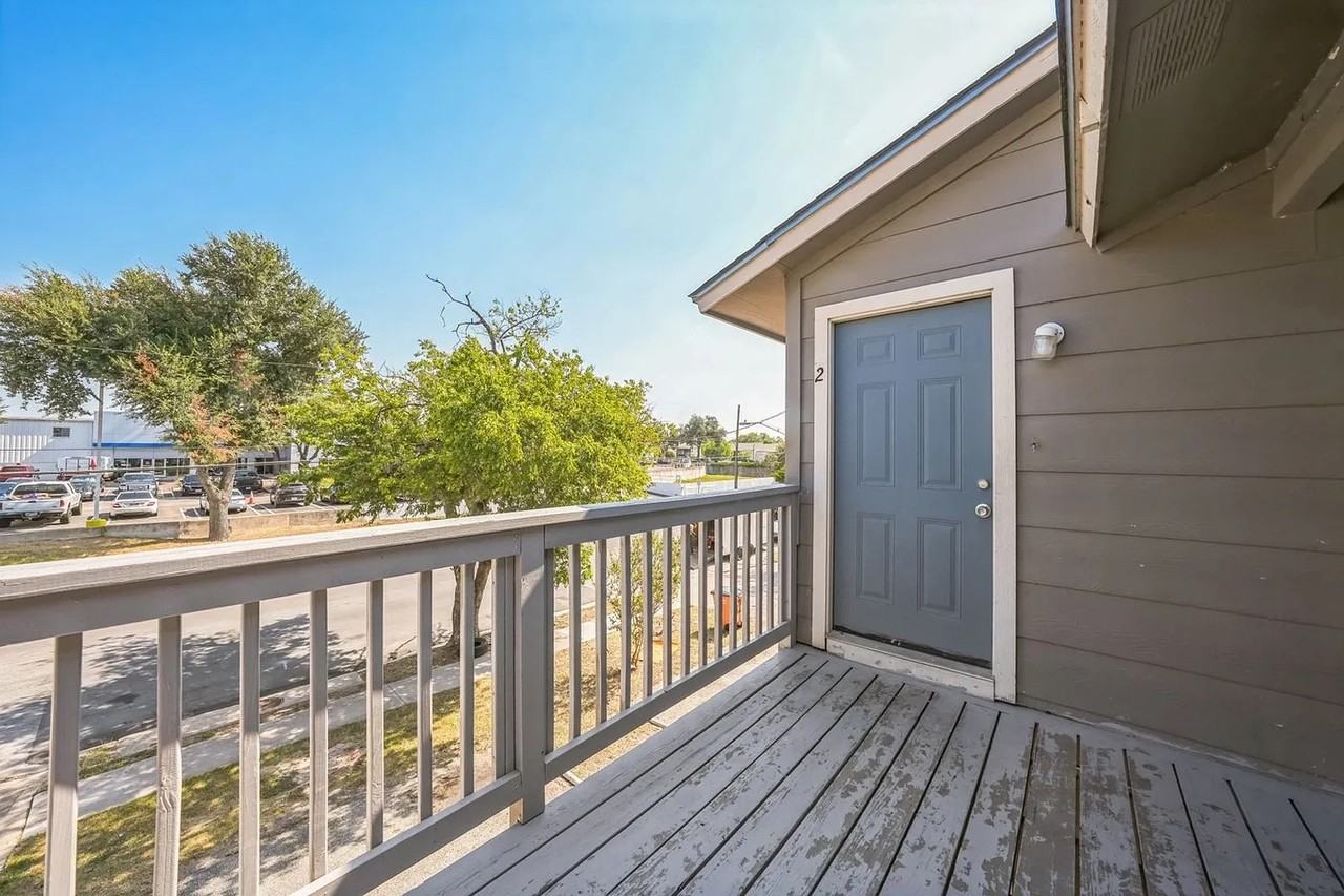 Park Place Cir - Photo 2 of 28