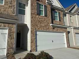 featured image of 2594 Poppy Ct