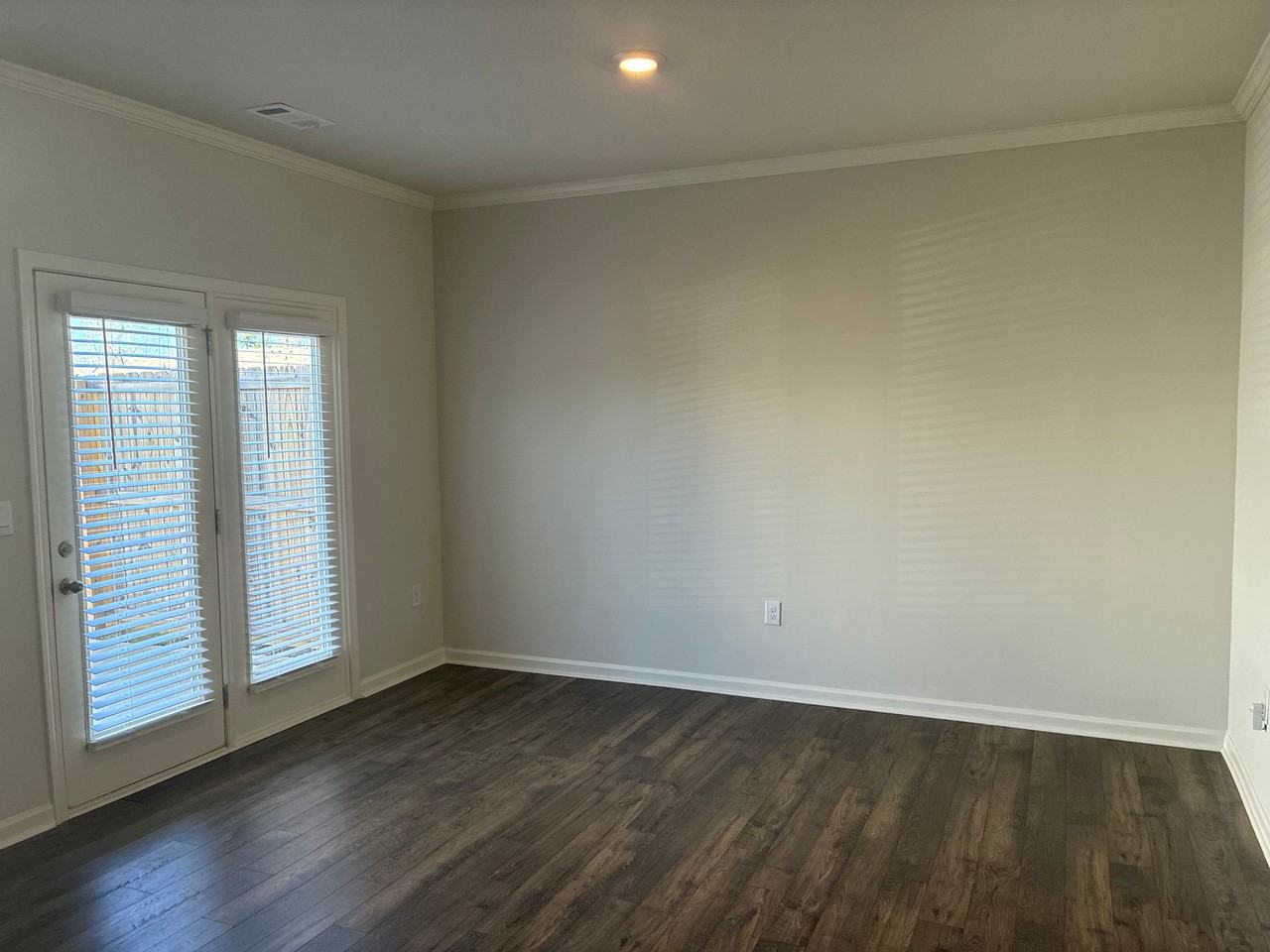 2594 Poppy Ct - Photo 7 of 37