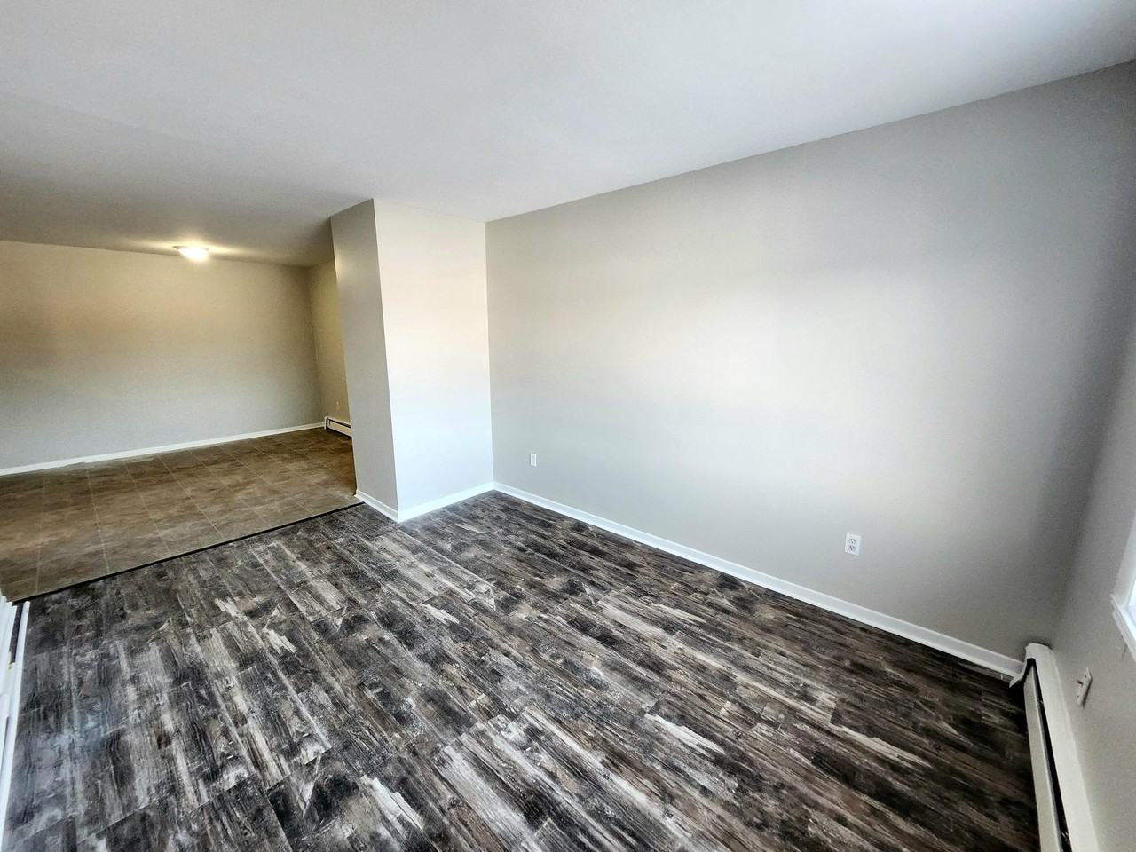 14 Reading Cres #7 - Photo 4 of 17