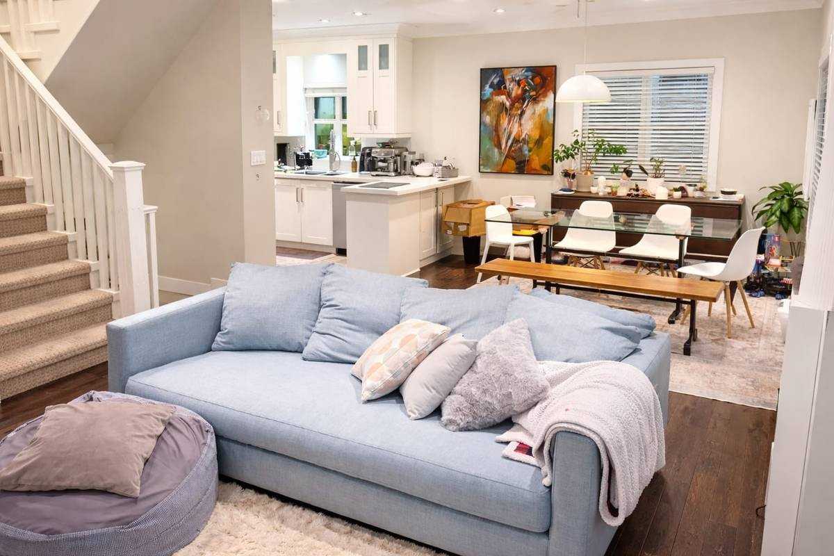 2663 Saint George Street - Photo 3 of 10