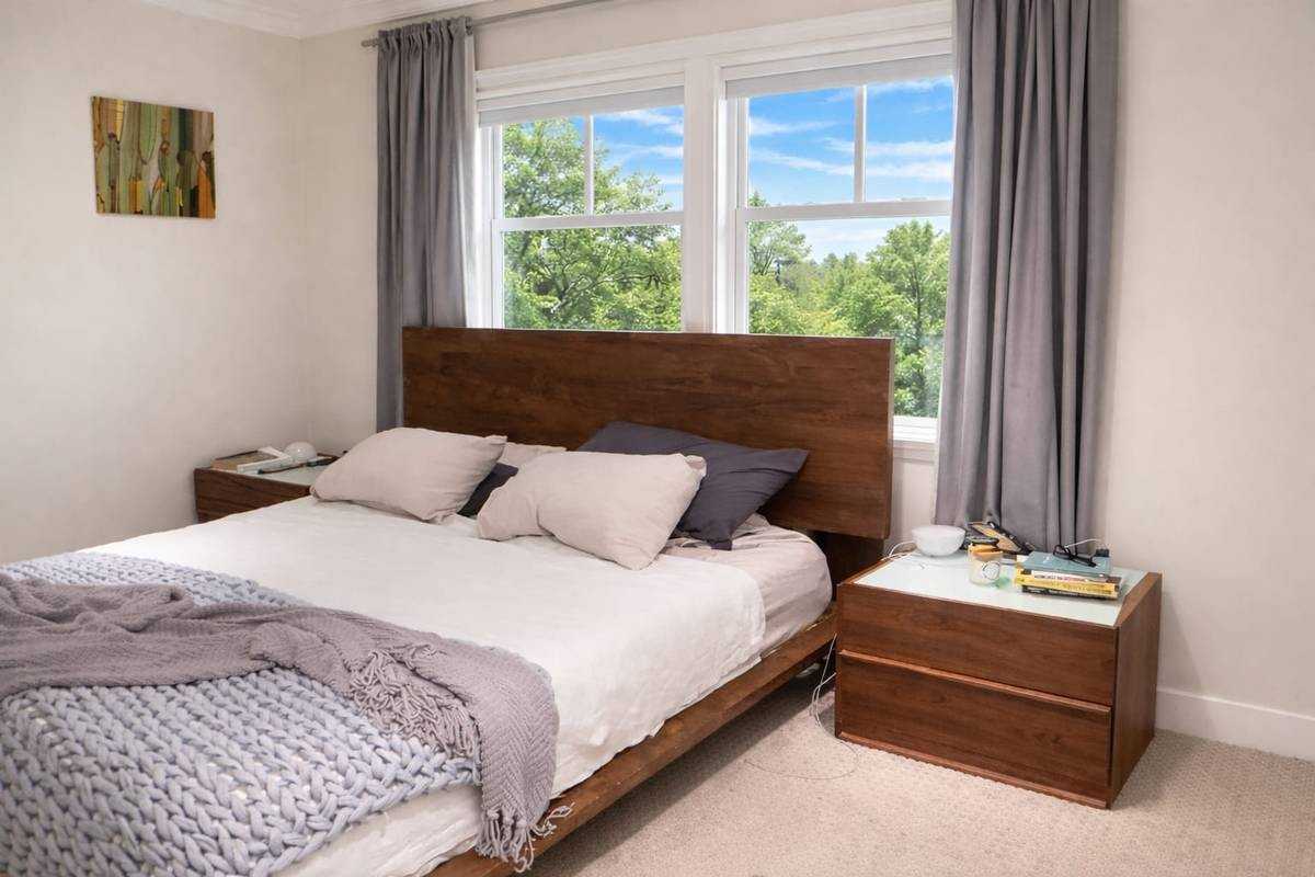 2663 Saint George Street - Photo 7 of 10