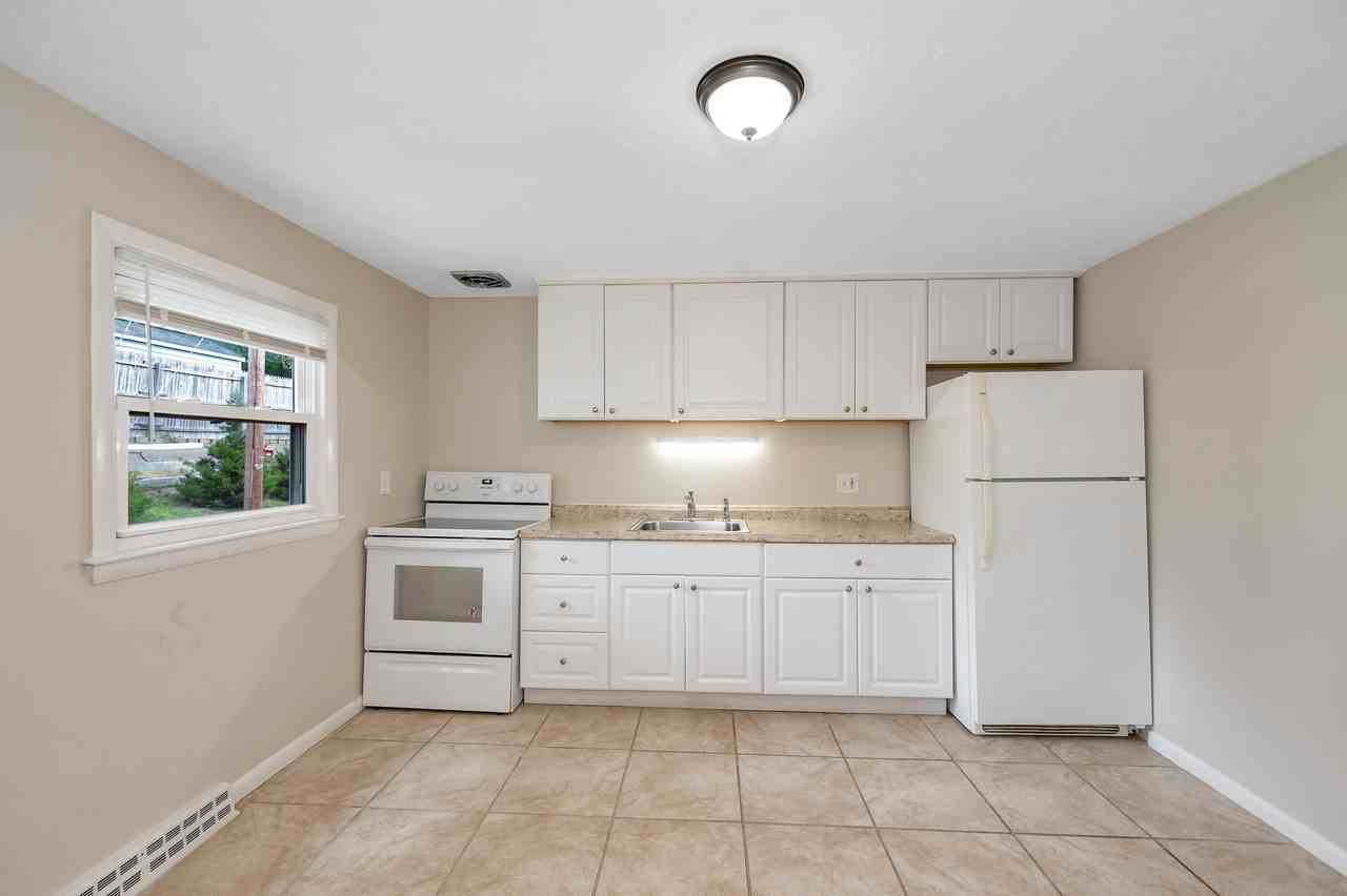 61 Princeton St #15 - Photo 2 of 16