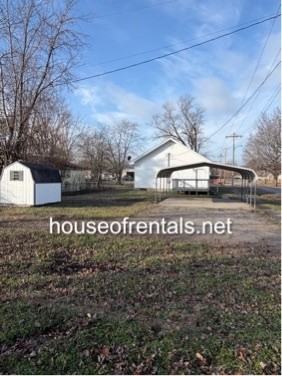 1220 N 14th St #1 - Photo 3 of 13