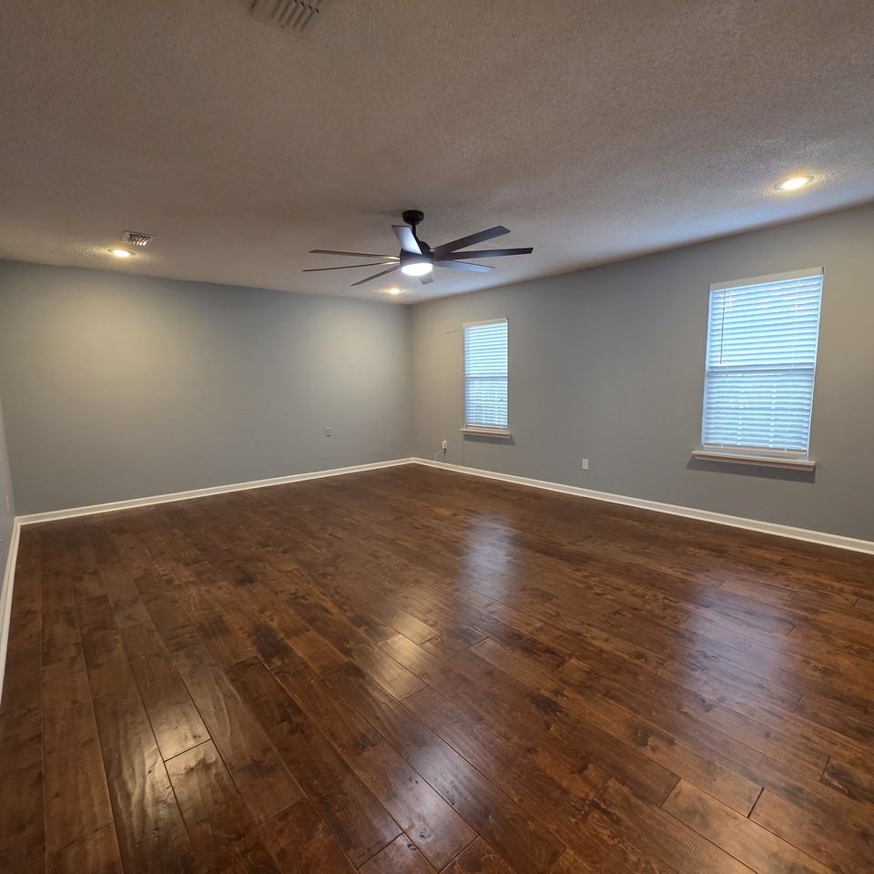 105 Tall Pines Dr #1 - Photo 6 of 11