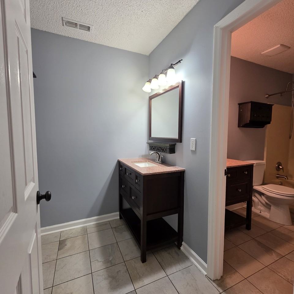 105 Tall Pines Dr #1 - Photo 7 of 11