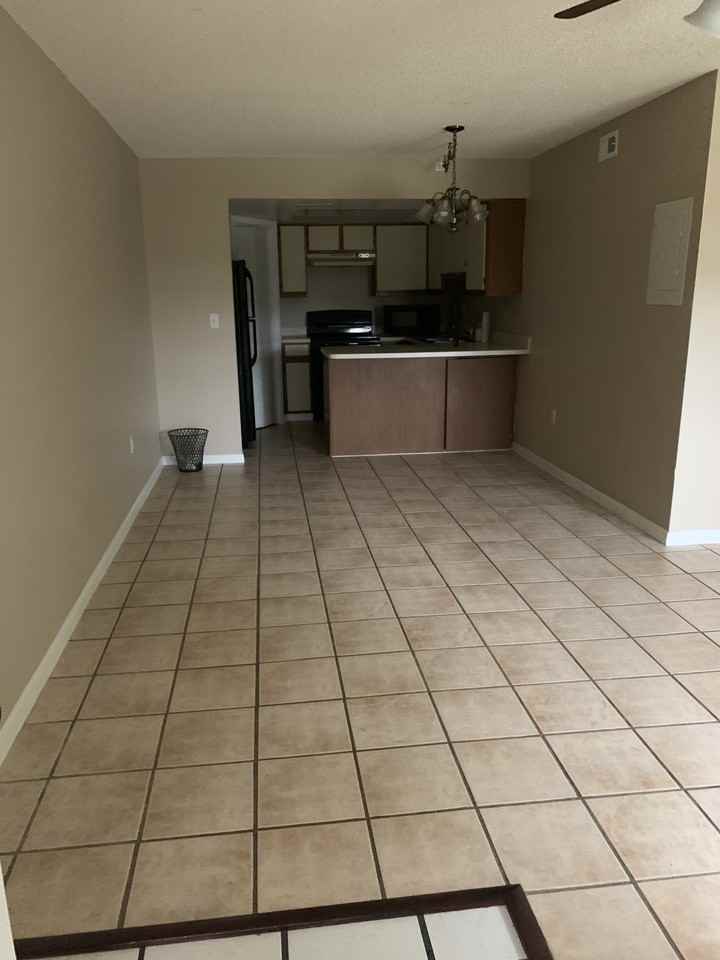 4135 Cedar Creek Cir - Photo 3 of 8