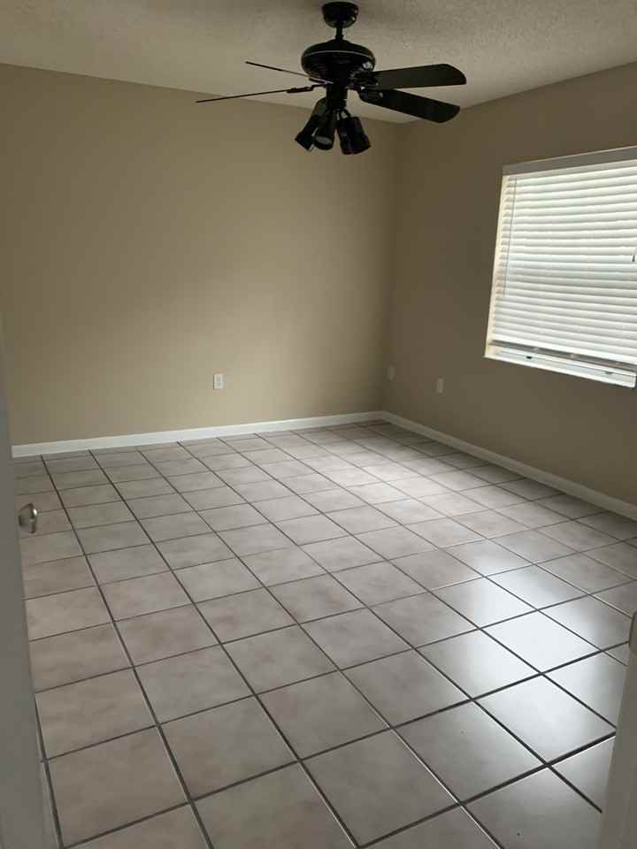 4135 Cedar Creek Cir - Photo 4 of 8