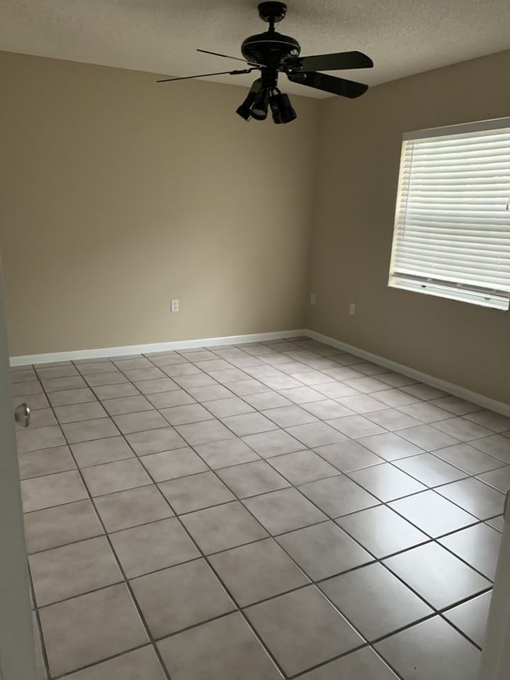 4135 Cedar Creek Cir - Photo 5 of 8