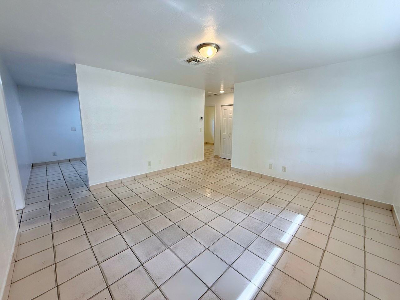 Garfield St #6047 - Photo 2 of 19