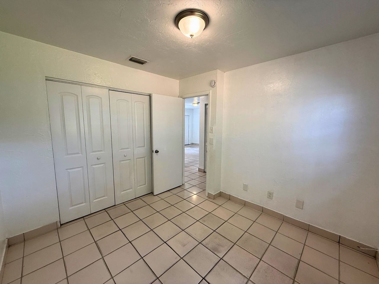 Garfield St #6047 - Photo 6 of 19