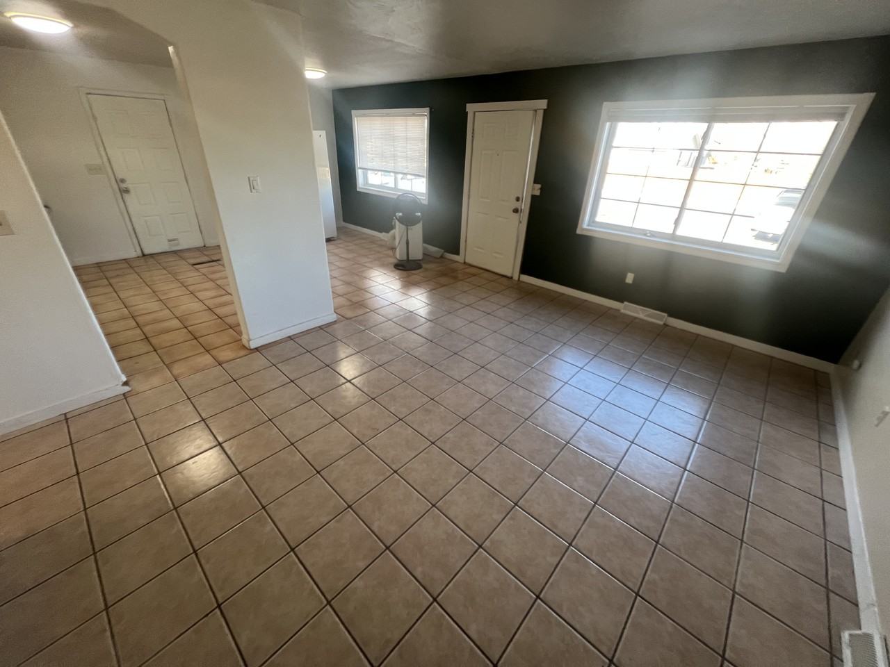 1114 Longview Dr #1 - Photo 7 of 18