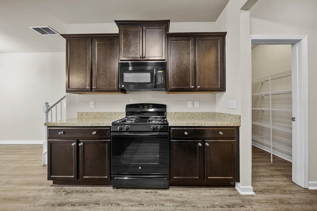 232 Bobbie Way #1 - Photo 5 of 20