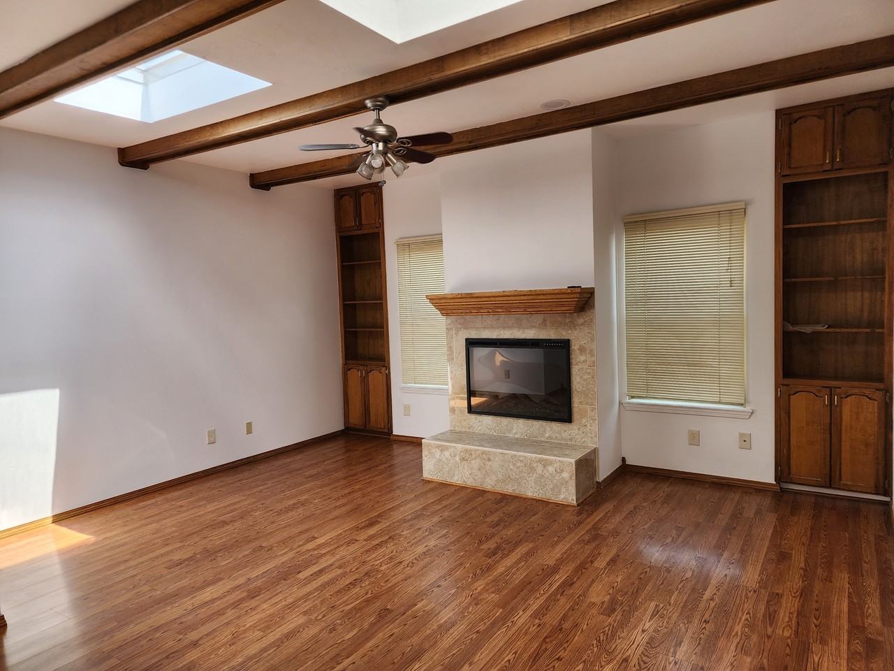 1623 S Main St #1 - Photo 3 of 16