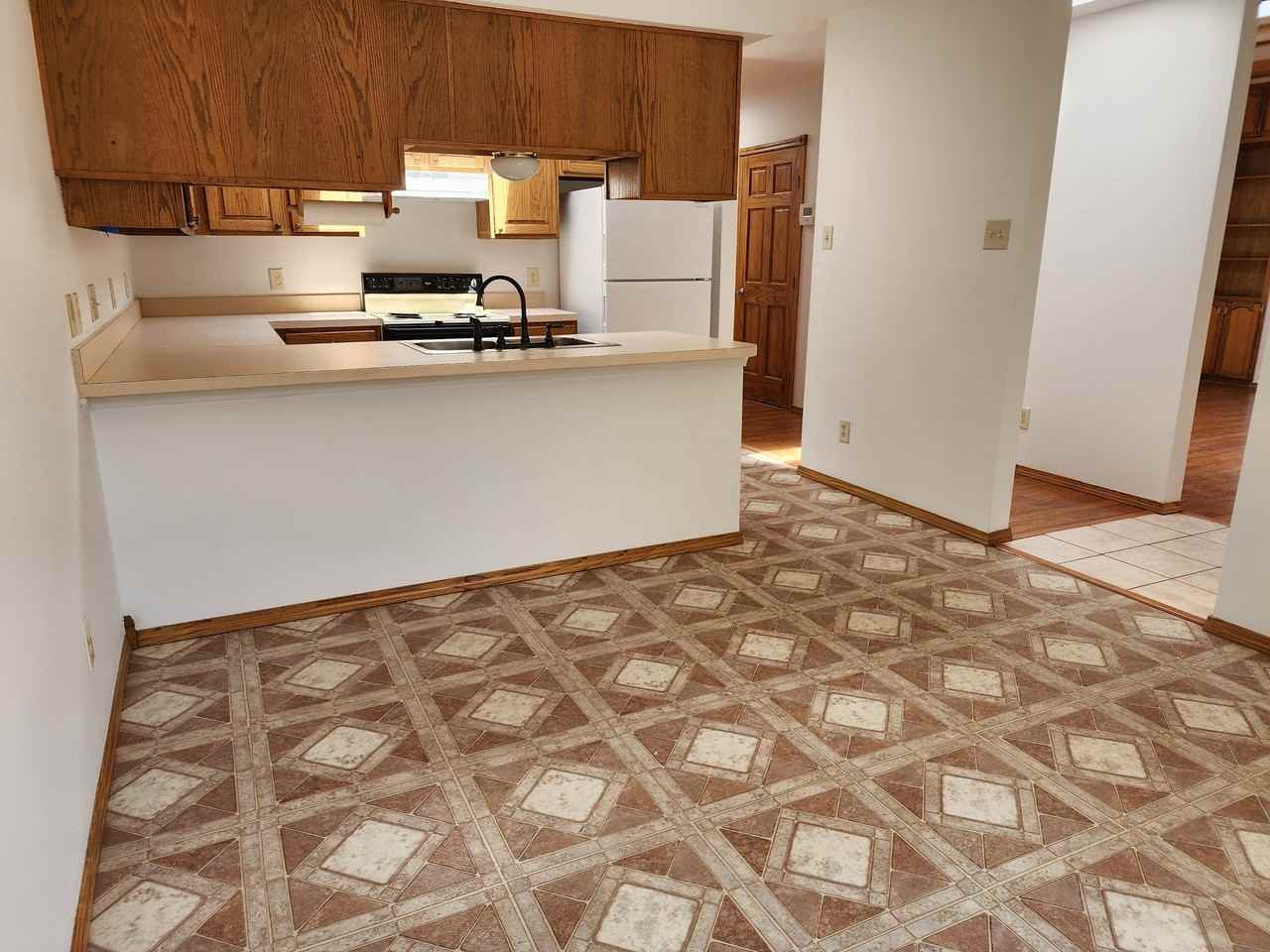 1623 S Main St #1 - Photo 5 of 16