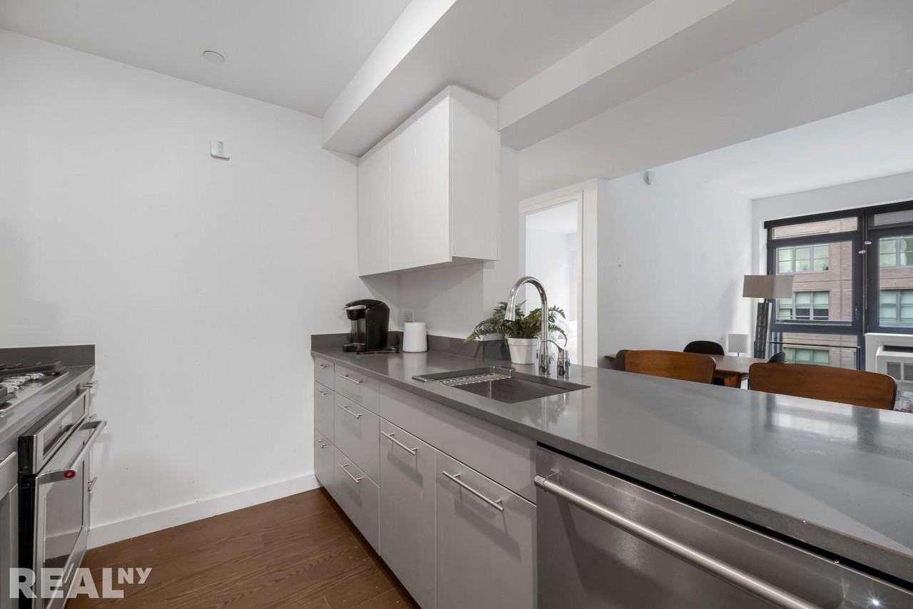 Front St #5F - Photo 3 of 10