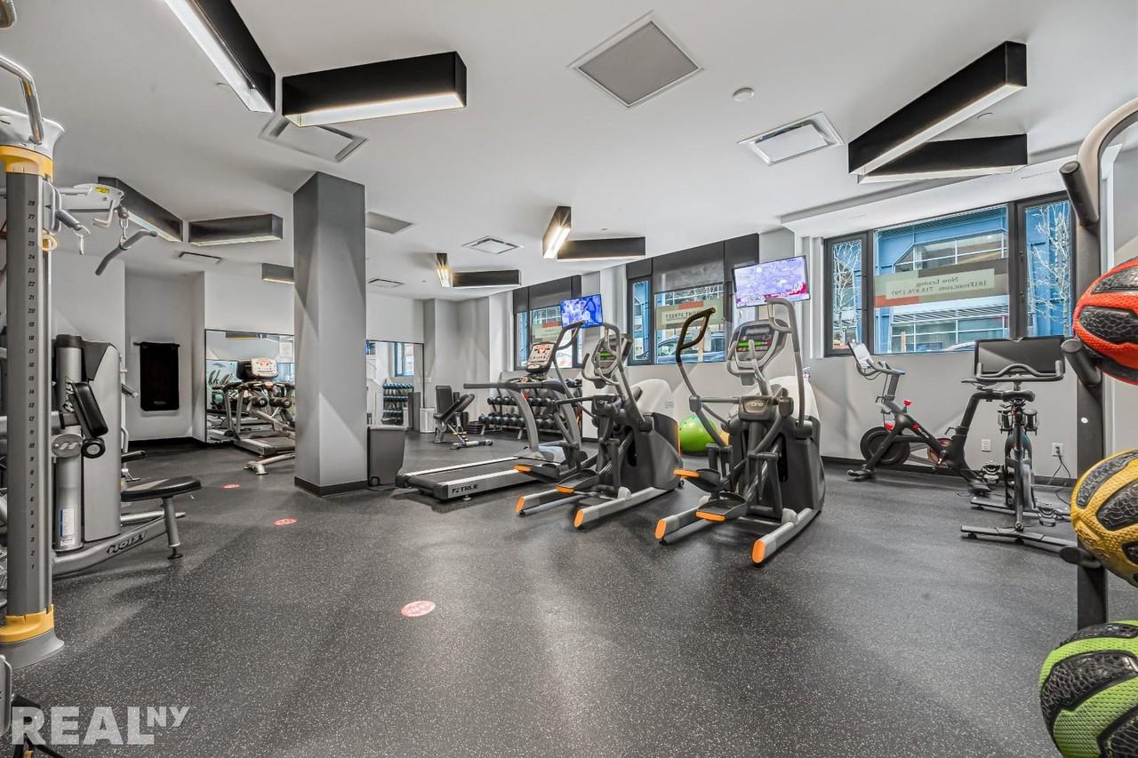 Front St #5F - Photo 6 of 10