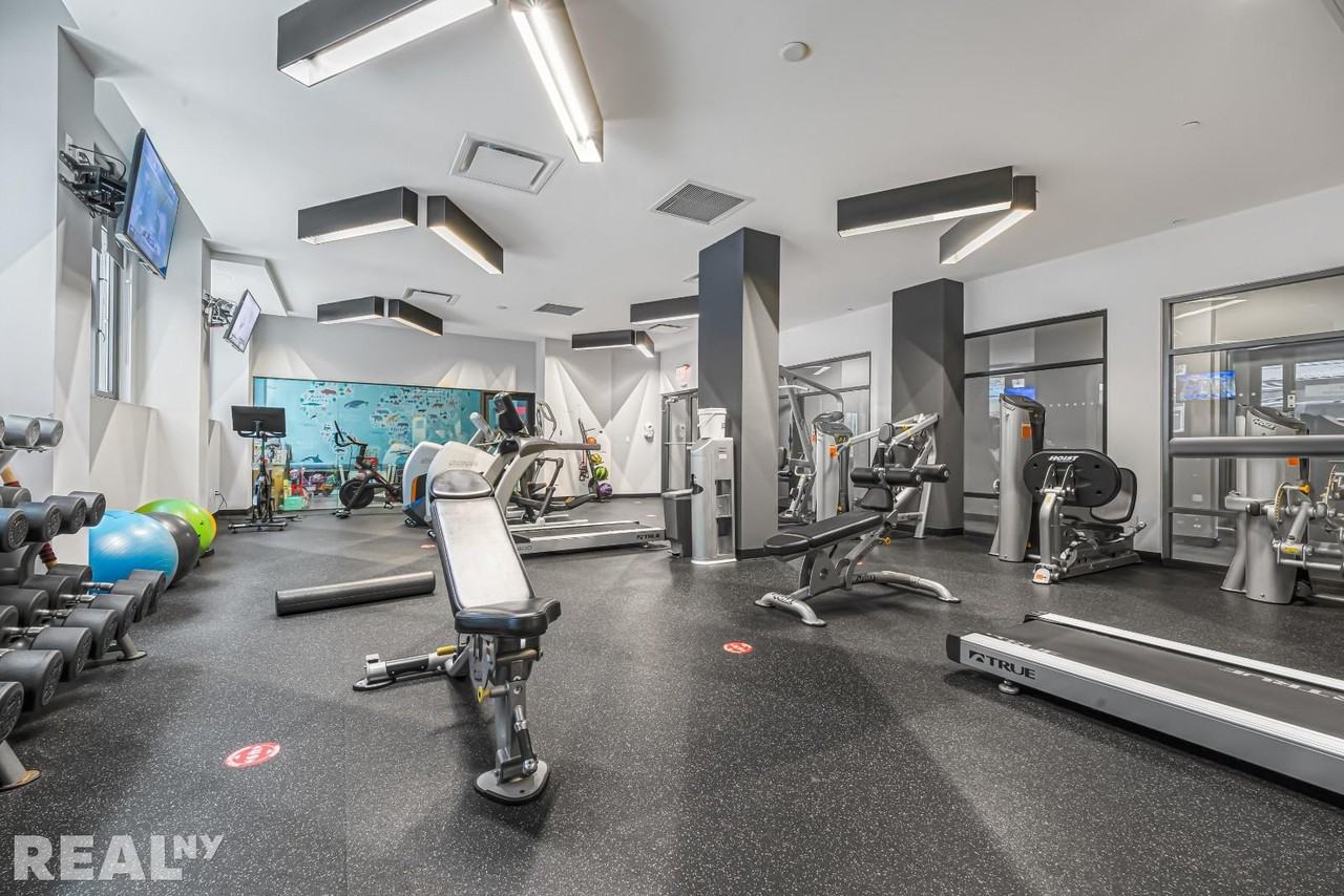 Front St #5F - Photo 7 of 10