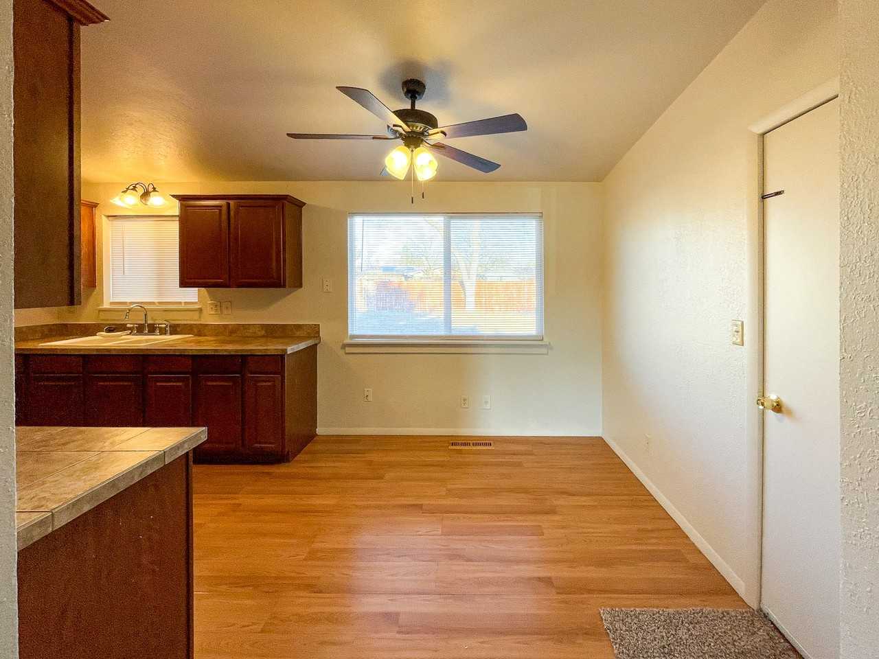 6318 W Lion Ave #1 - Photo 7 of 17