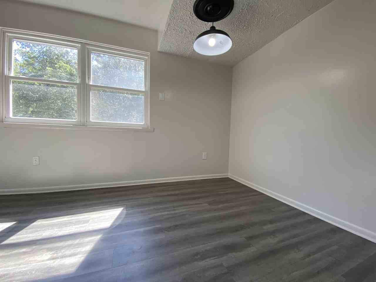 813 Sledgehammer Drive - Photo 6 of 35