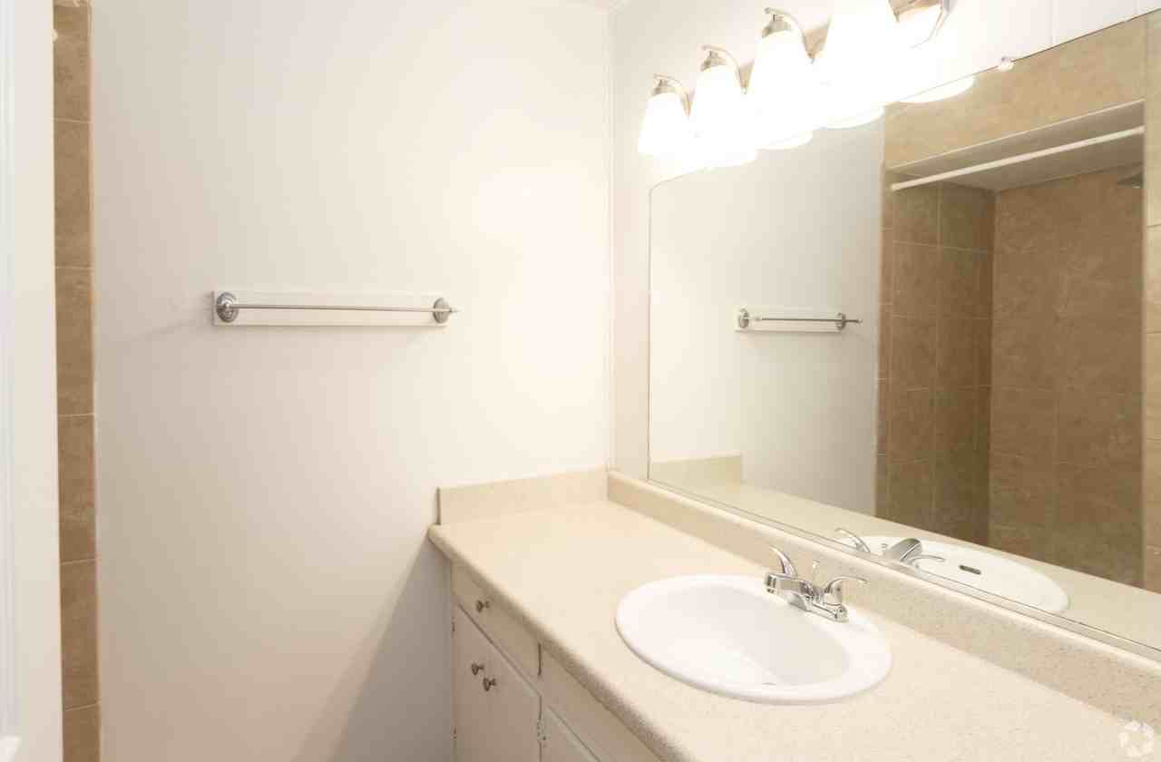 Bear Creek Apartments - Photo 5 of 24